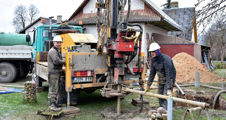 Vandens gręžinio įrengimas