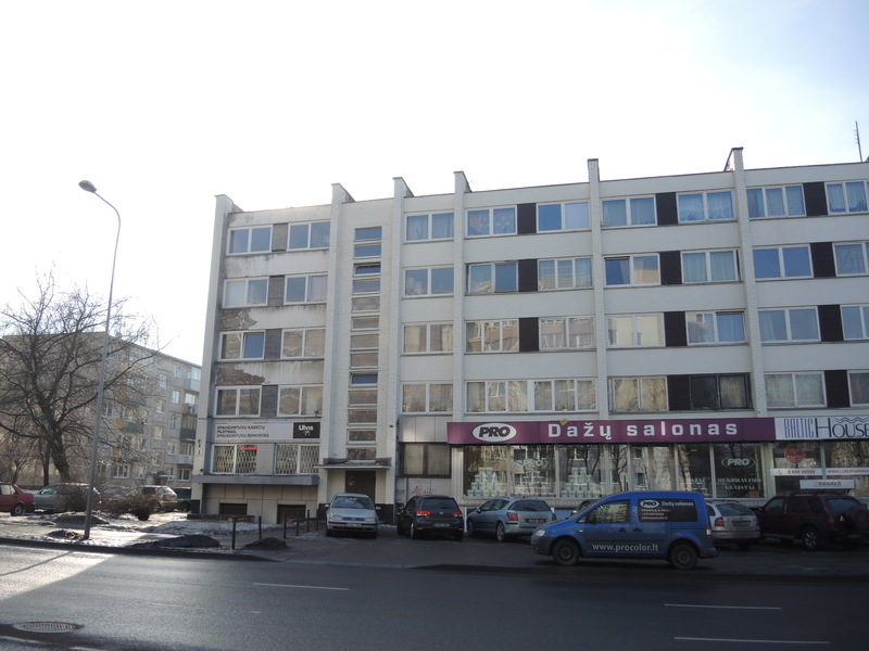 Vieno kambario butai bendrabučio tipo name