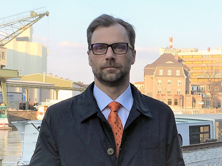 Atsako dr. Romanas Savickas