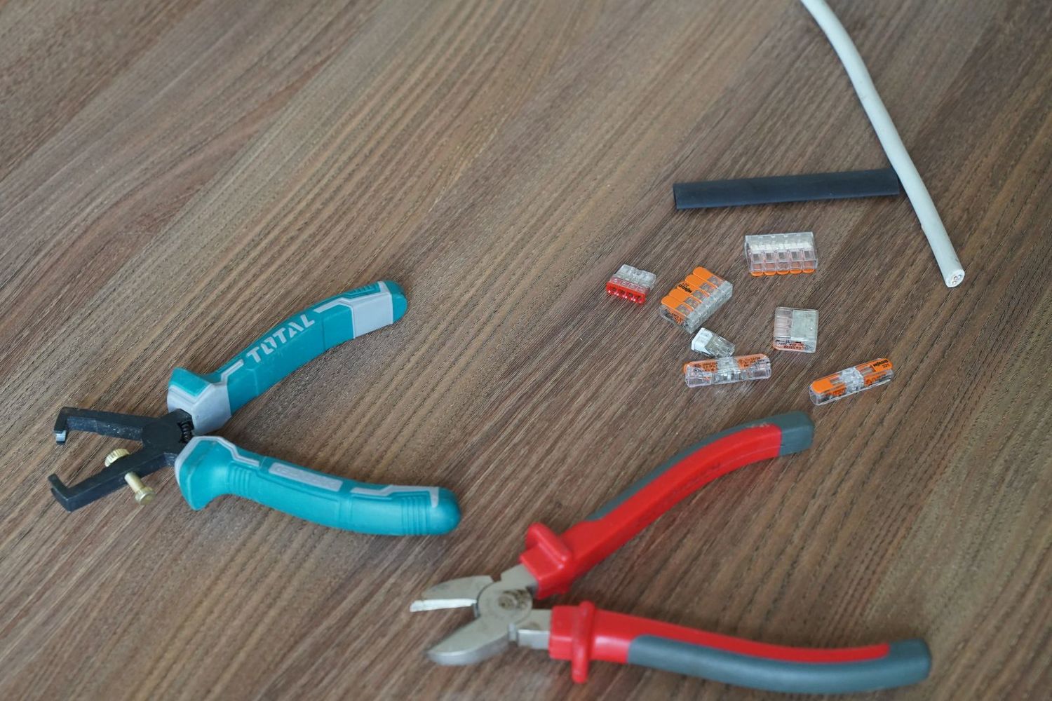 elektros laidų jungimas