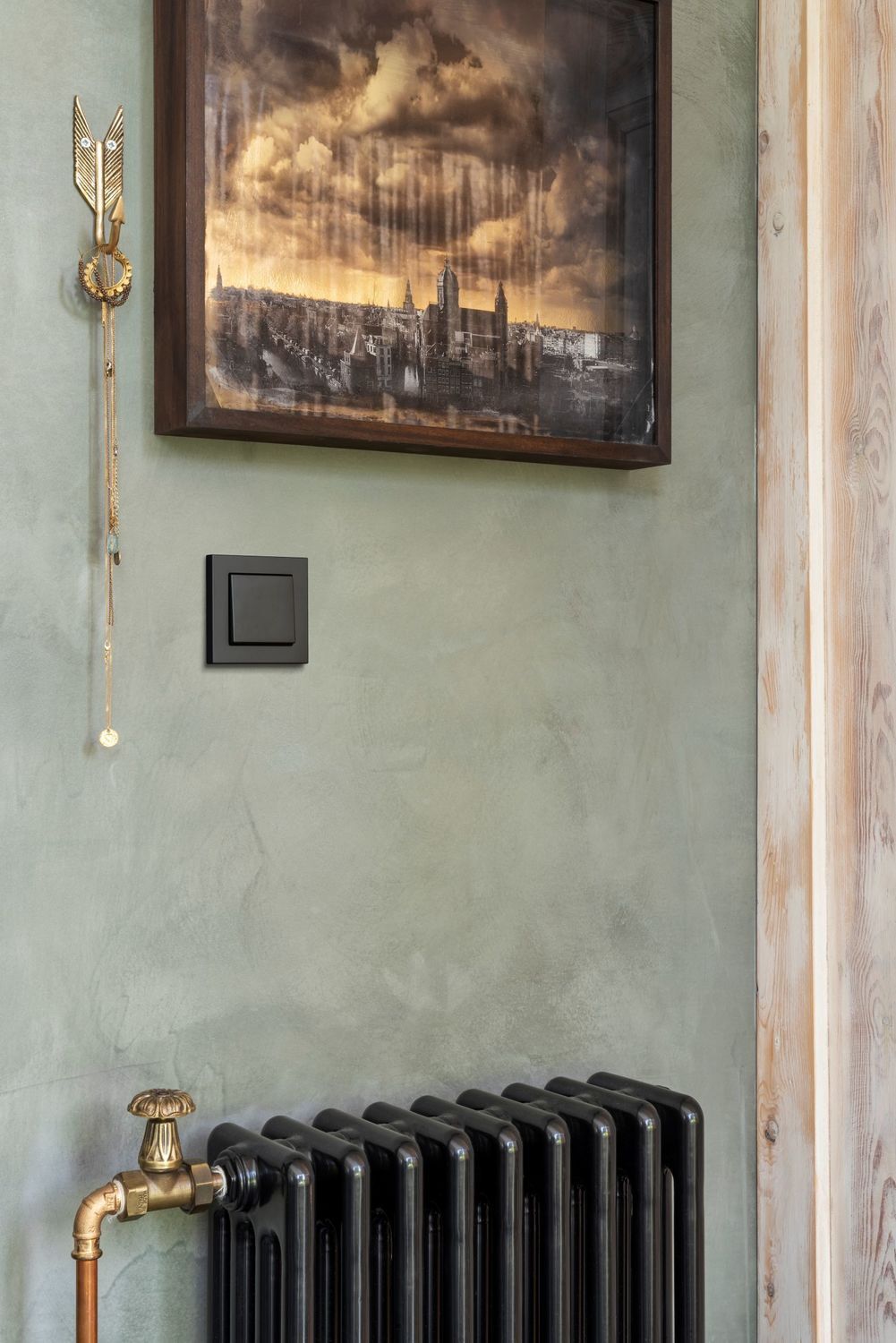 Sklandi_integracija_su_įvairių_gamintojų_įrenginiais_JUNG_nuotr