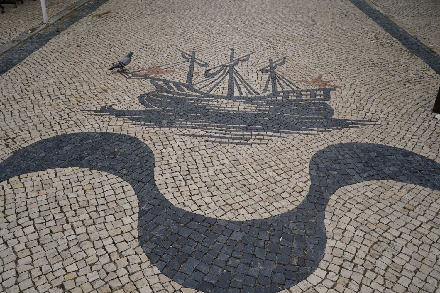 trinkeliu_klojimas_piesiniais