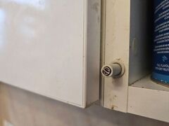 virtuvės spintelių atidarymo sistema