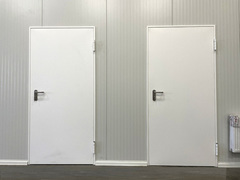 Priešgaisrinės katilinės durys Kaune