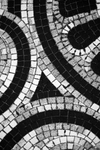 851607_mono_mosaic_swirl