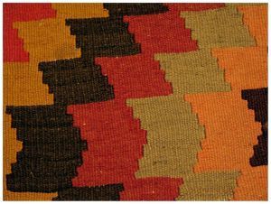 462667_an_iranianpersian_kilim_rug