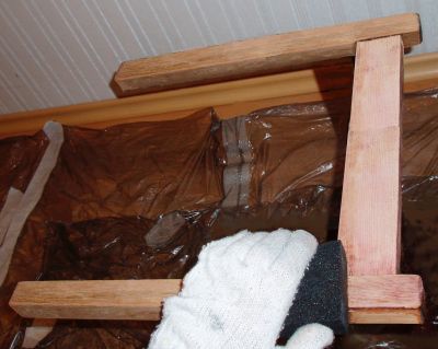 Dar vienas patikimas rankinis šlifavimas smulkia švitrine kempinėle