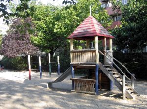 vaikų žaidimų aikštelė