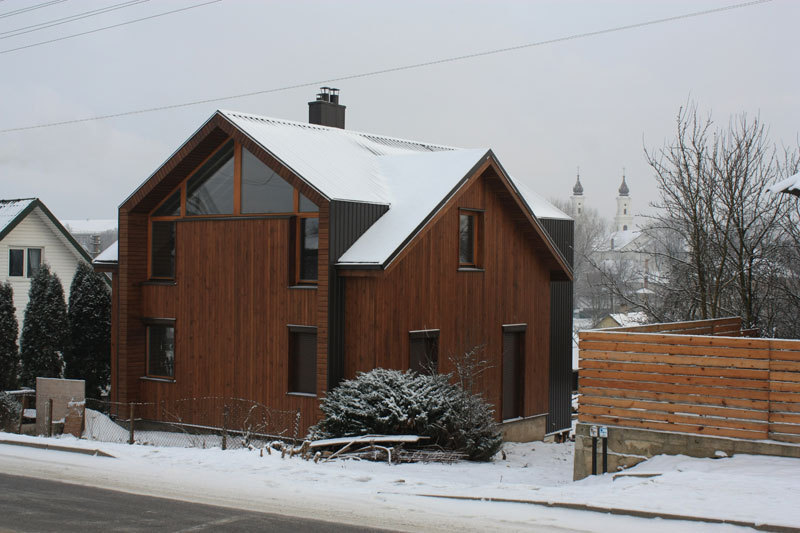 Po rekonstrukcijos ir antro aukšto pristatymo. Architektas Rolandas Šarapajevas.